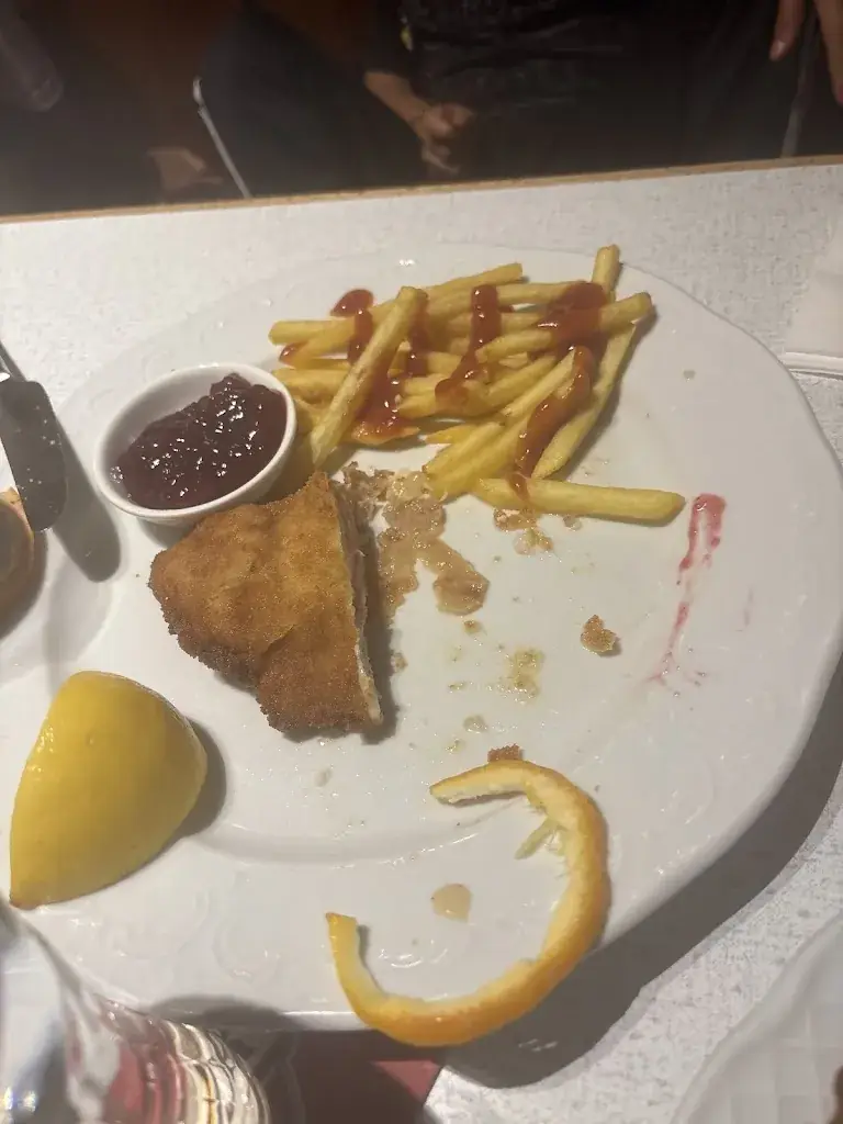 Fenanda Flores_Restaurant Tiroler-Stubn_Fritzens_avis