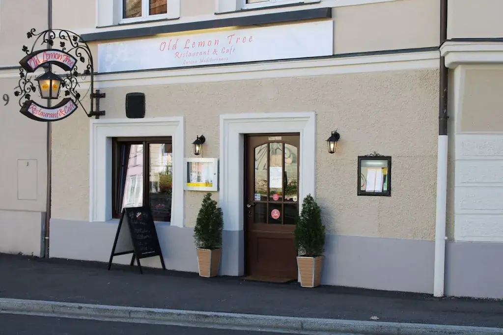 Old Lemon Tree restaurant à Annabichl