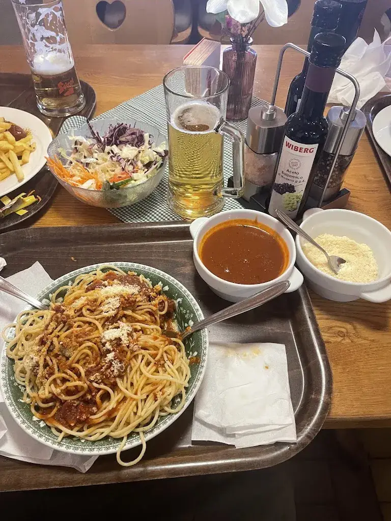 Vroni Serdült_Alpengasthof Lärchfilzhochalm_Fieberbrunn_recensione