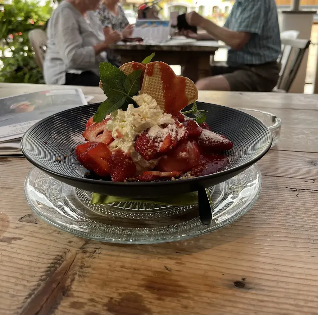 Faisal A_Dorfcafe Dine & Wine_Fieberbrunn_review