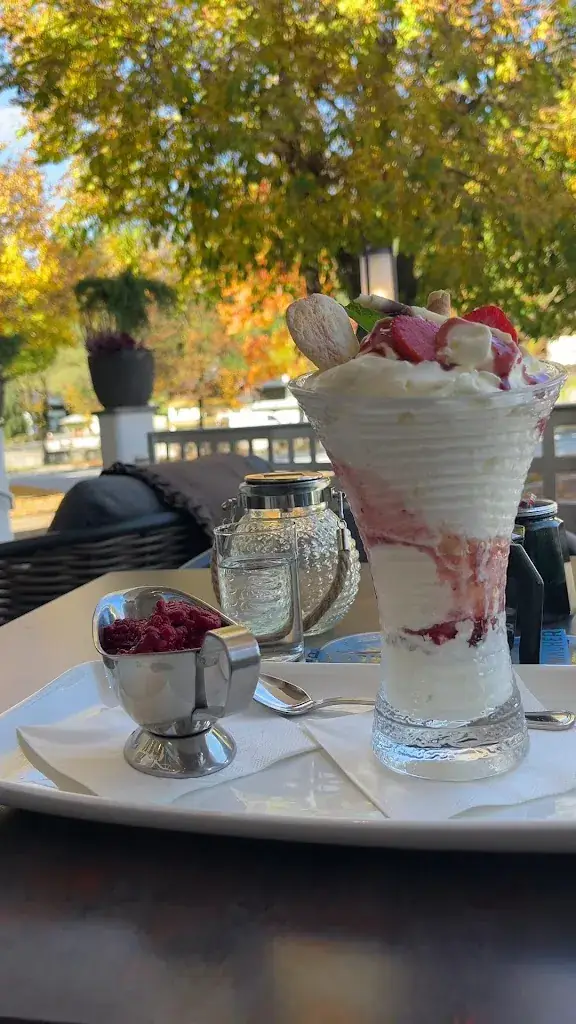 Dorfcafe Dine & Wine_Fieberbrunn_slider_image_2