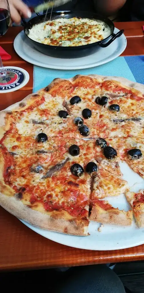 Menu_Pizzeria Treffpunkt_Fieberbrunn_image_9