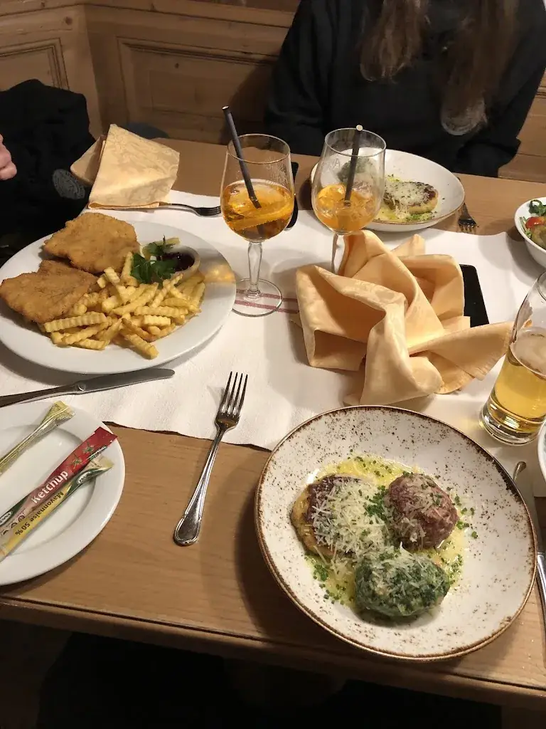 Andrzej Marchlewski_Hotel Alte Post_Fieberbrunn_avis