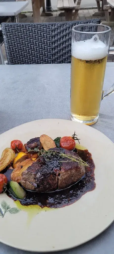 Roman Vaizer_Seewirt Restaurant & Norman´s Bar_Fieberbrunn_avis