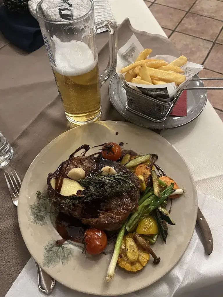 Tuna Tunca_Seewirt Restaurant & Norman´s Bar_Fieberbrunn_avis