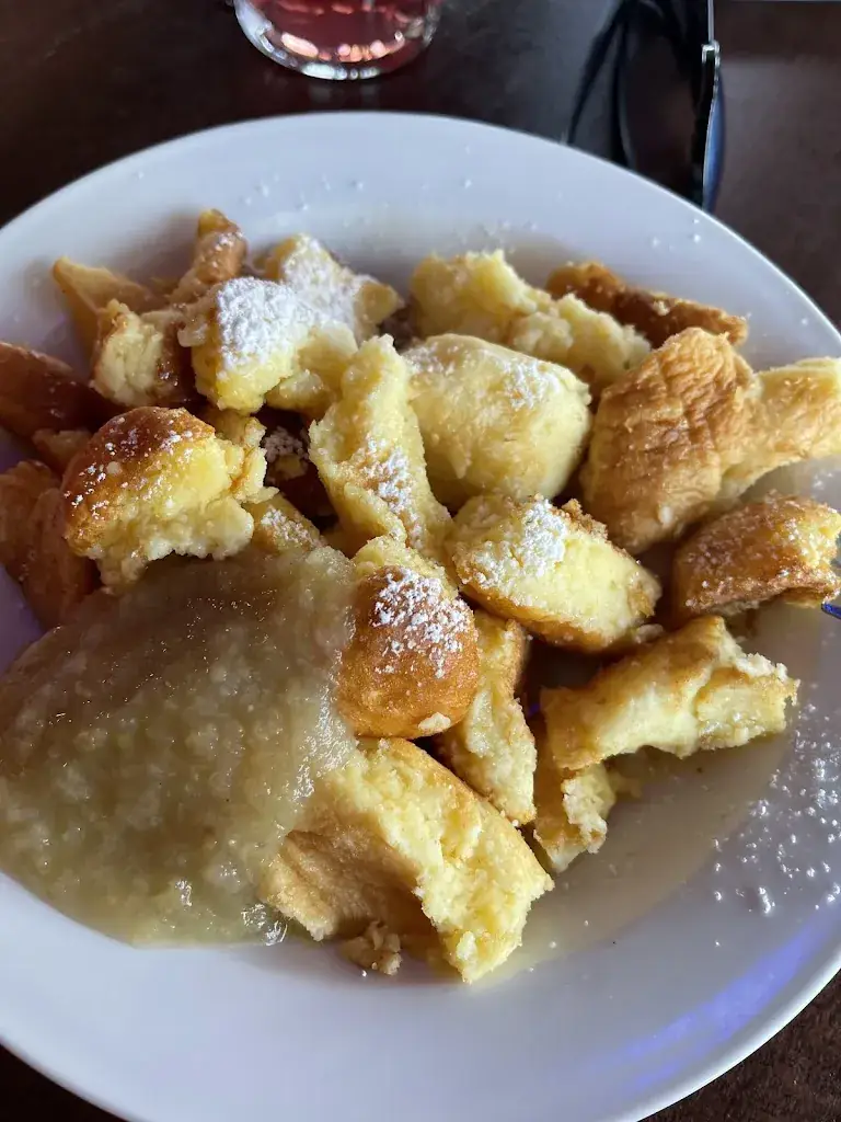 Derik Hinterhaltrecords_BIWAK Apres Ski & Restaurant_Fieberbrunn_avis