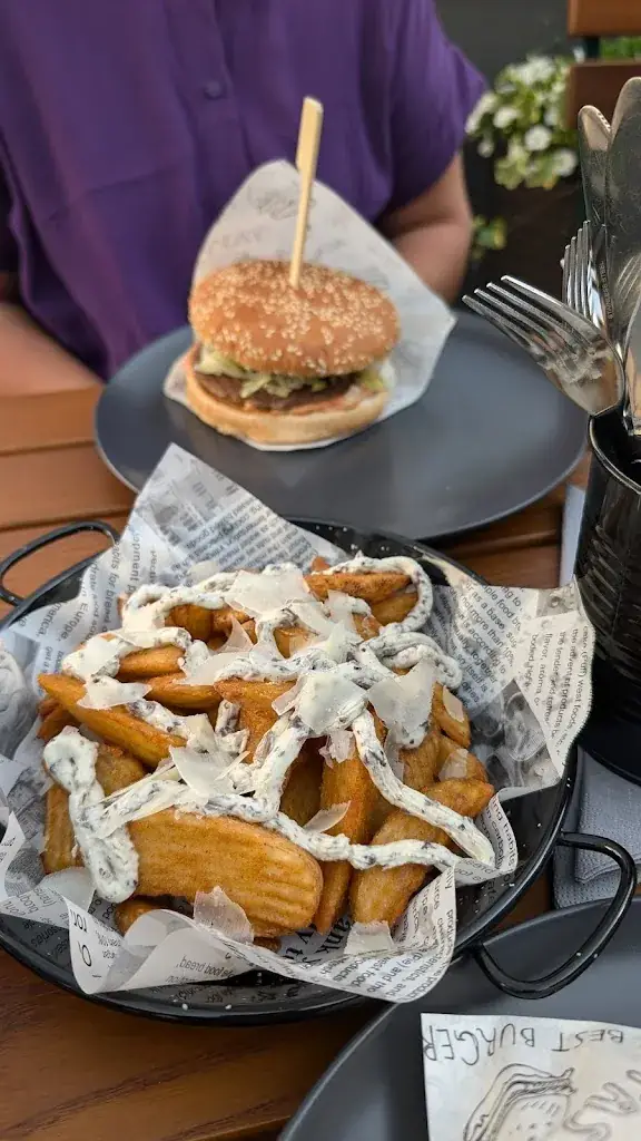 Menu_Niko`s Street Food Bar_Galtür_immagine_7