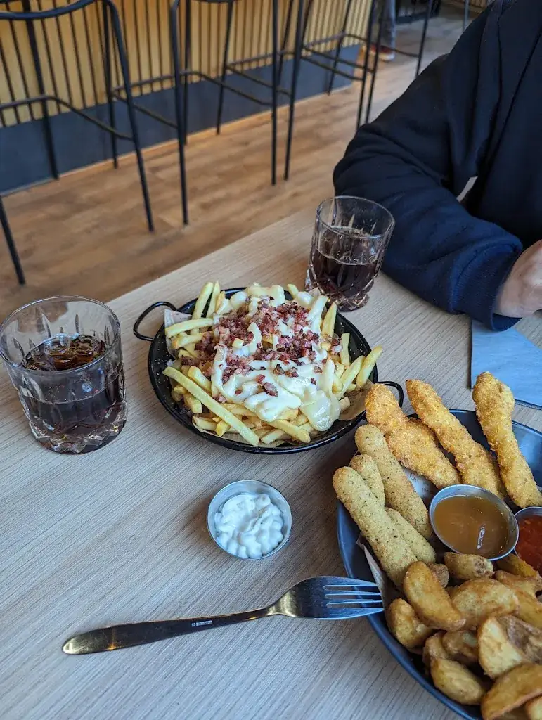 Sasha M_Niko`s Street Food Bar_Galtür_recensione