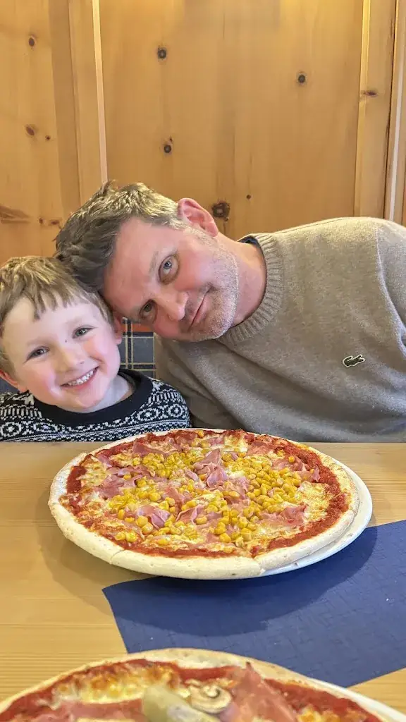 Helena Browne_Pizzeria Peppone_Galtür_recensione