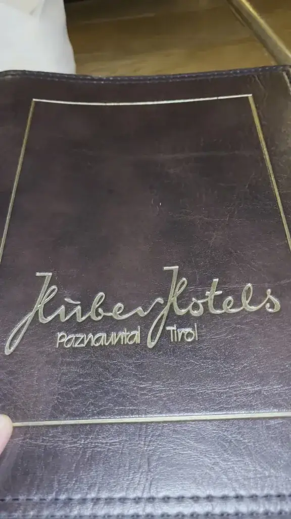 Debbie Sterzinger_Panorama Tenne Hotel Almhof_Galtür_recensione