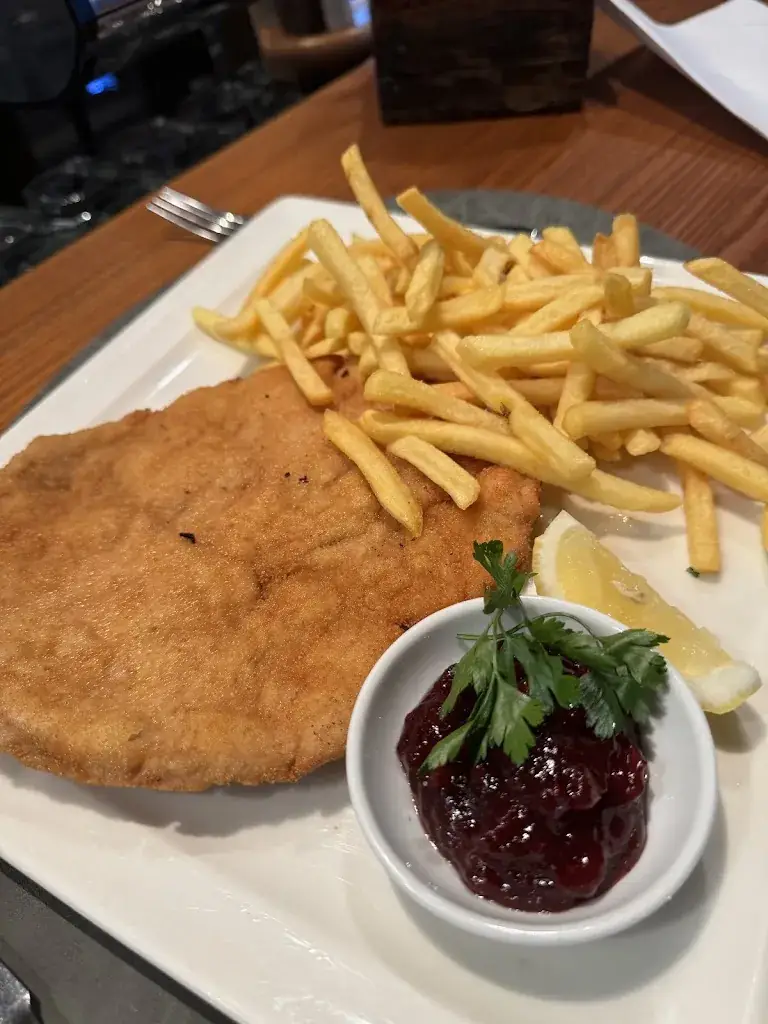 Chalin_Restaurant Huisler Stube_Fulpmes_review