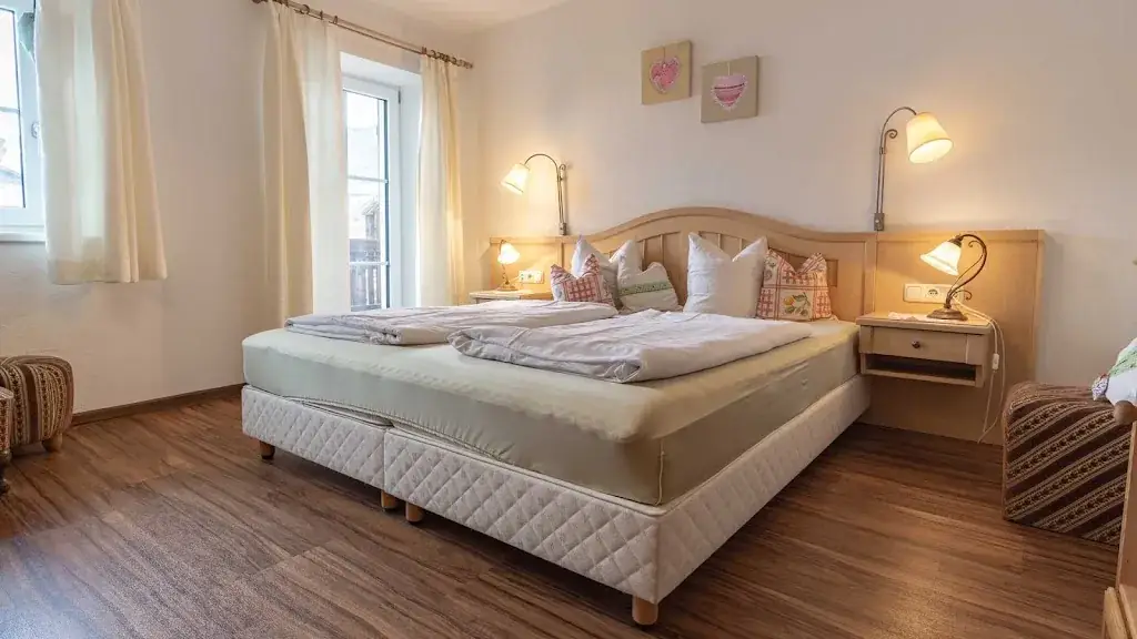 Gasthof Jenewein_Fulpmes_slider_image_2