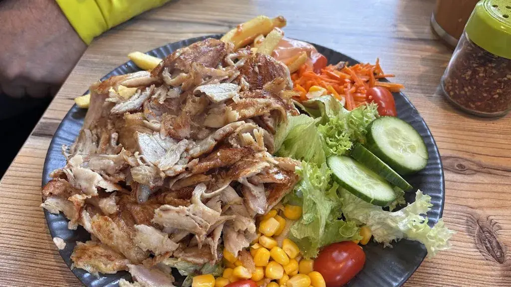 Lawasch Kebap restaurant à Fulpmes