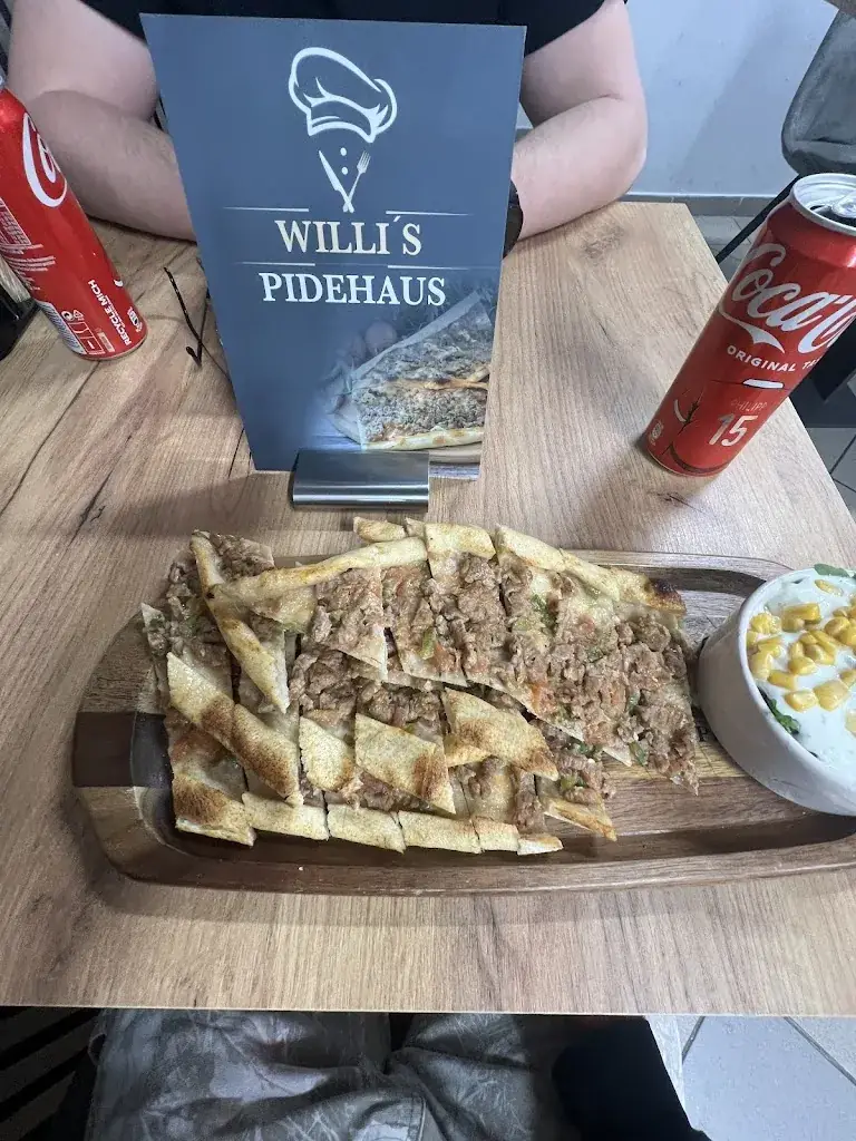 Yousuf Musabih_Willis Pidehaus_Fulpmes_review