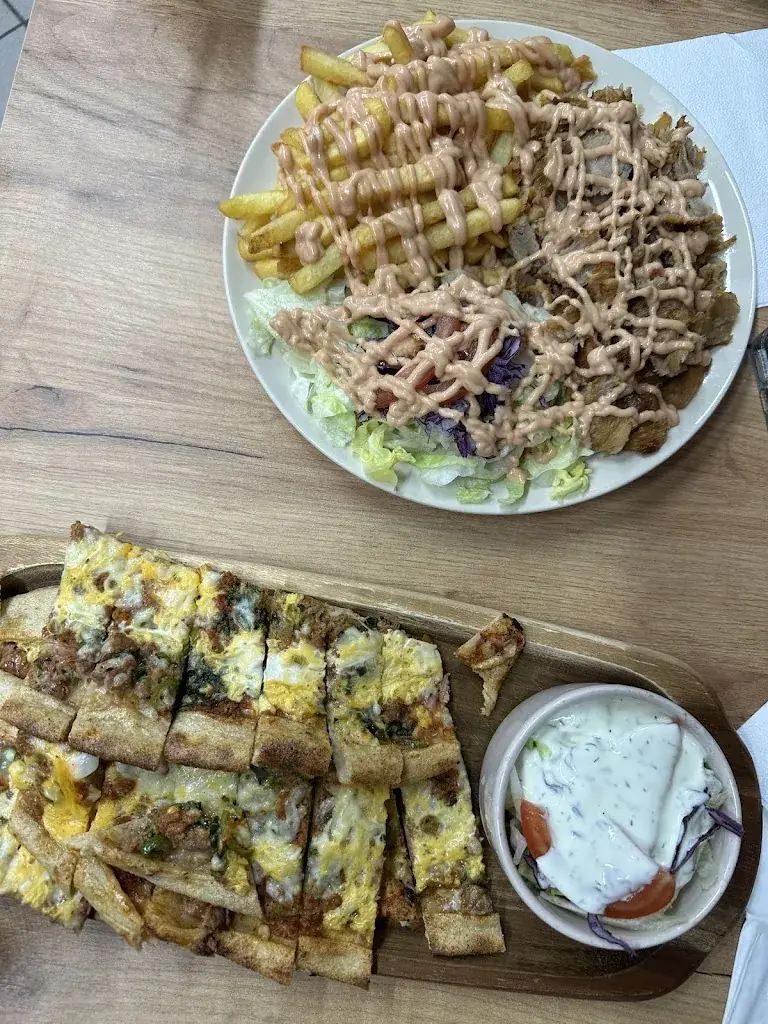 Ribal Engels_Willis Pidehaus_Fulpmes_review