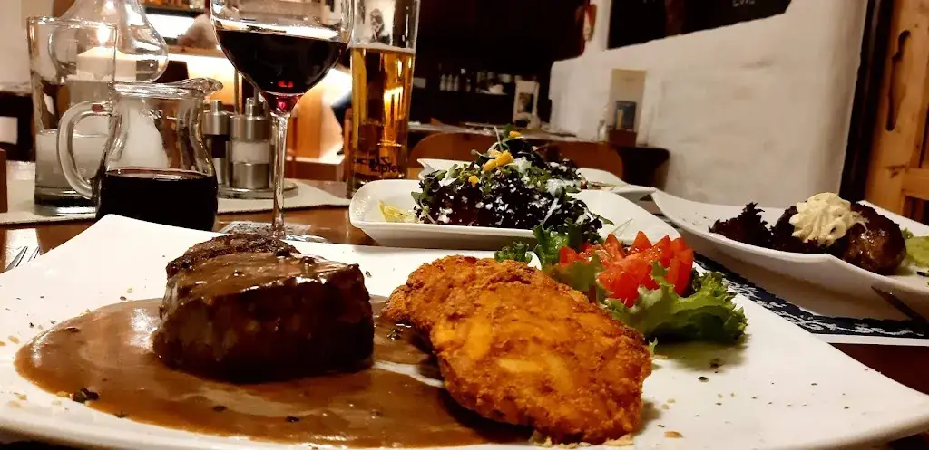 Restaurant - Kegelbahn s´Kasermandl_Fulpmes_slider_image_3