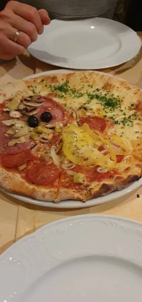 Menu_Bella Fonte Pizzeria_Fulpmes_image_8