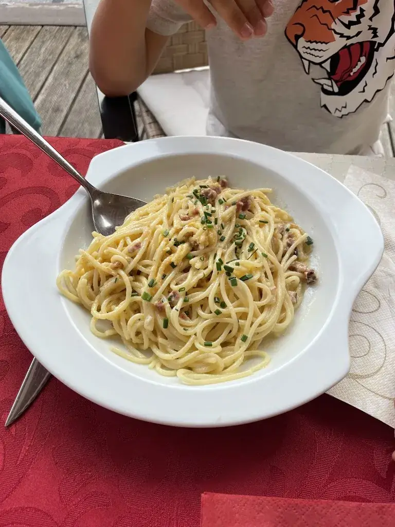 Tatjana Scholl_Restaurant Tyrol Cafe_Fulpmes_review