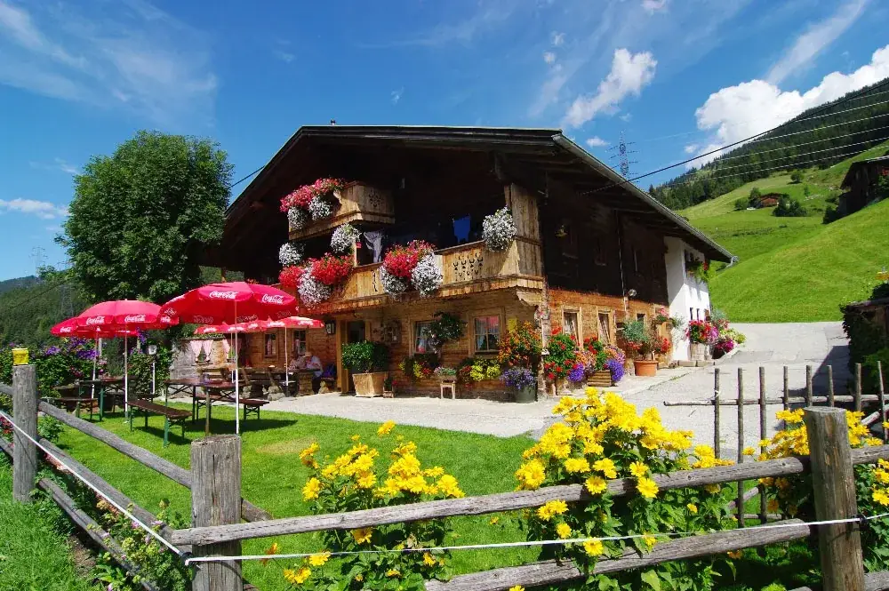 Jausenstation Astachhof_Gerlosberg_slider_image_3