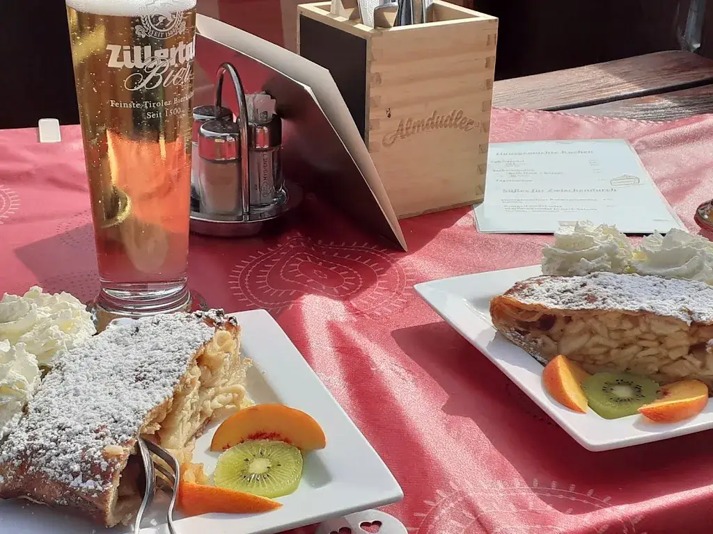 Menu_Schlittenstadl-Sonnalm - Restaurant, Bar, Ski-und Rodelhütte im Zillertal_Gerlosberg_immagine_6