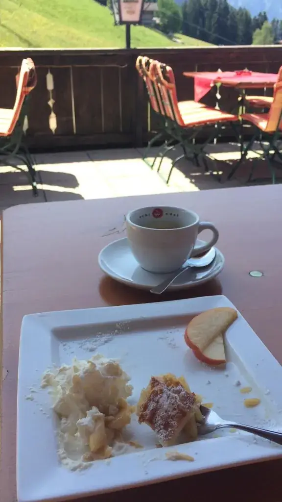 Schlittenstadl-Sonnalm - Restaurant, Bar, Ski-und Rodelhütte im Zillertal_Gerlosberg_slider_image_2