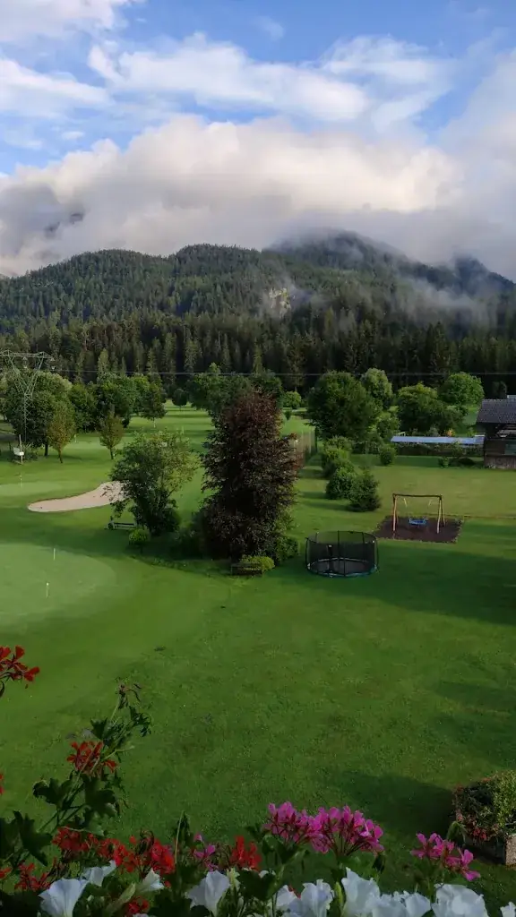 D C_Hotel Berghof_Berg im Drautal_avis