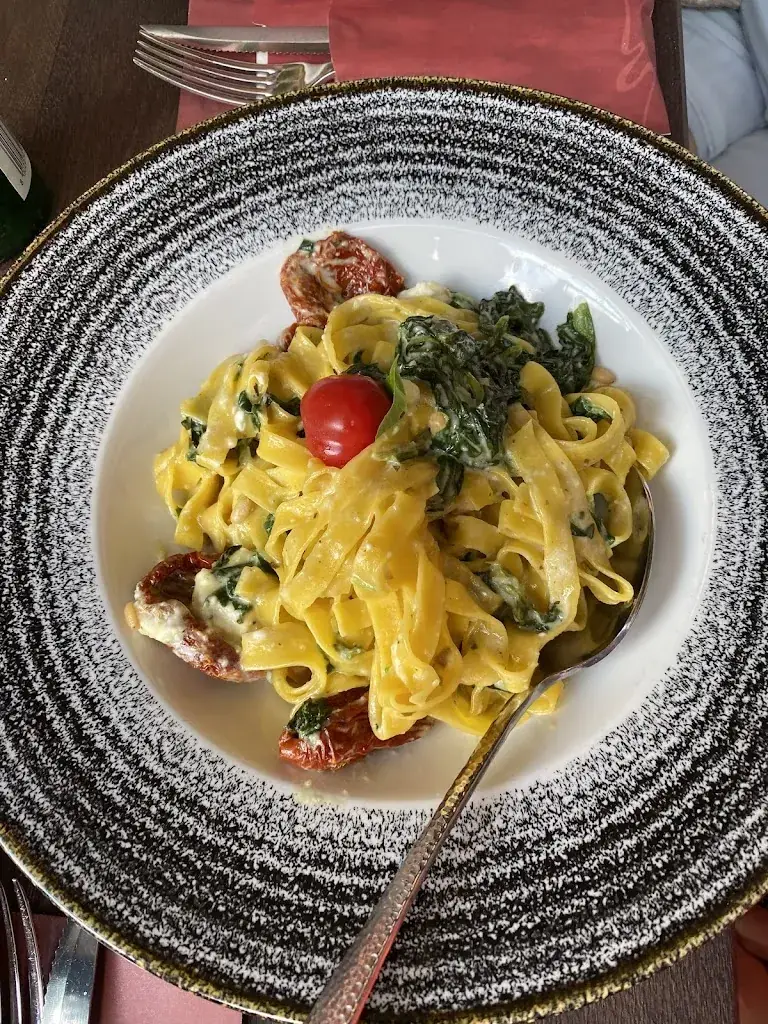 Pieter de Rijk_Pizzeria La Tombola_Gerlos_recensione