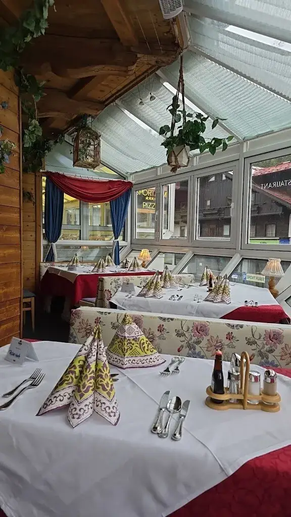 Alexandru Chr_Cafe Restaurant Sportalm_Gerlos_review