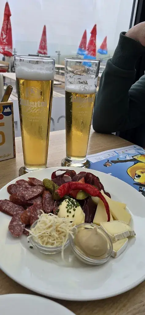 Rasa Gaigaliene_Arena Center Restaurant_Gerlos_review