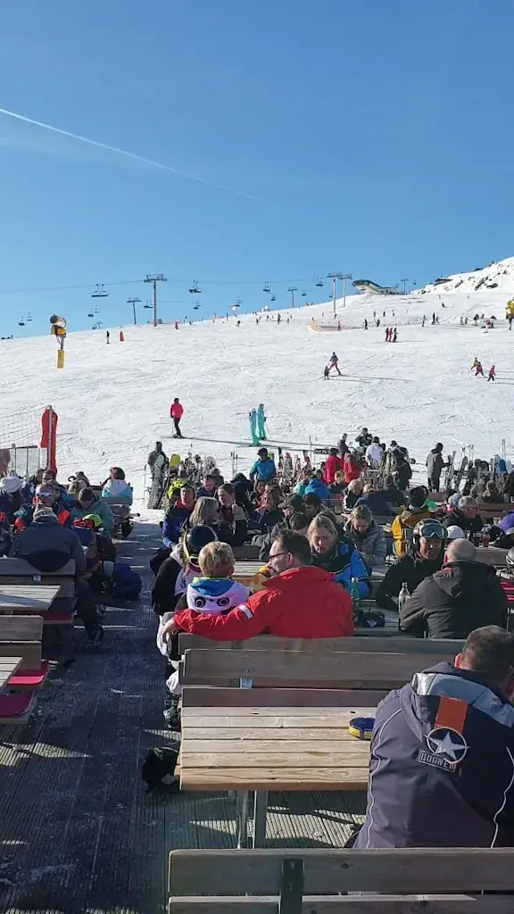 Arena Center Restaurant_Gerlos_slider_image_2