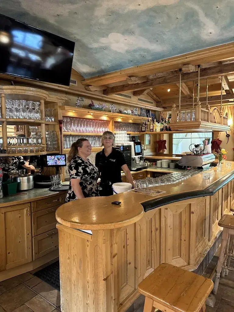 qannas s_Restaurant - Pizzeria Tanzcafe_Gerlos_avis