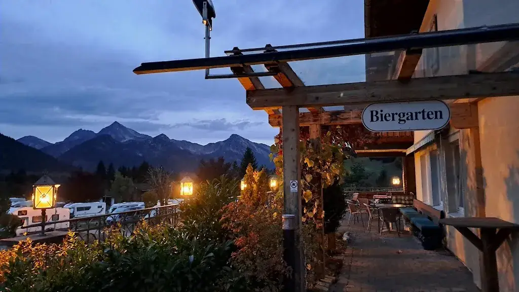 Thus Wurstbursch Kögl de Waldinutzy, Attaknabe (De x-träjm Soup man)_Restaurant Pizzeria Zum Achtal Wirt_Grän_review