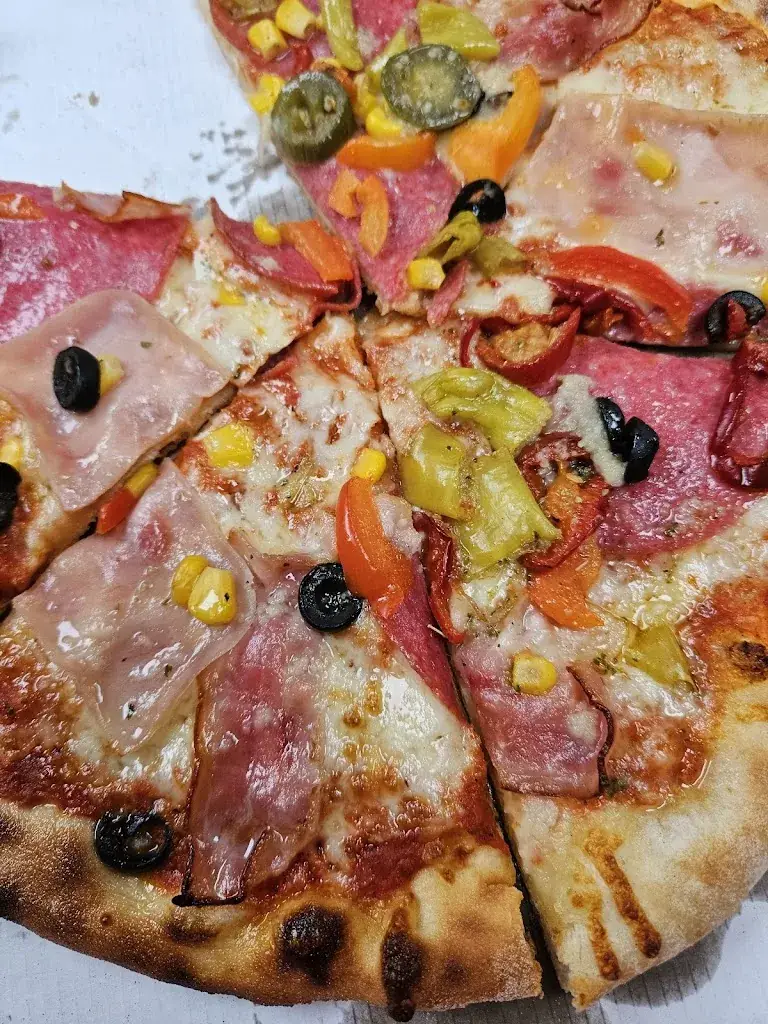 Gerda Winter-Goihl_Restaurant Pizzeria Zum Achtal Wirt_Grän_review