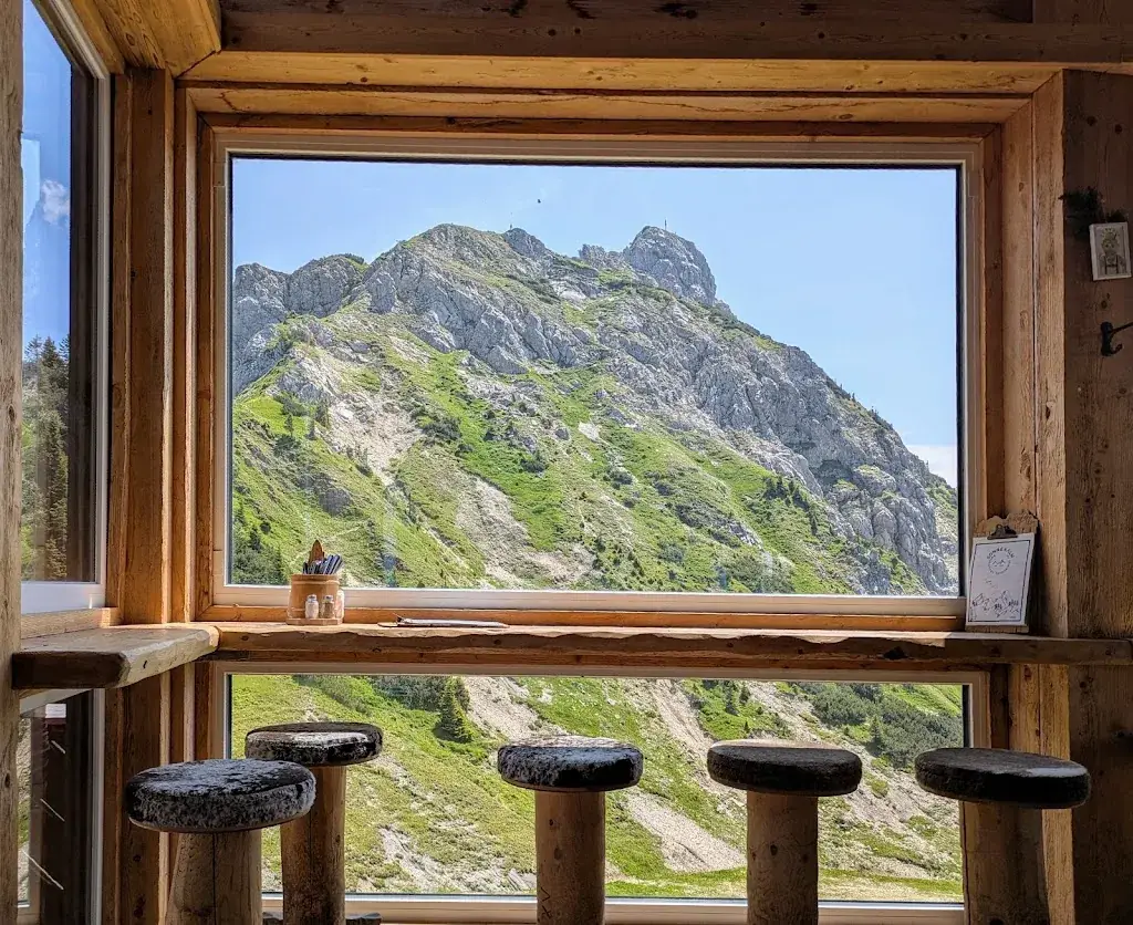 Cyon John_Bergrestaurant Sonnenalm_Grän_review