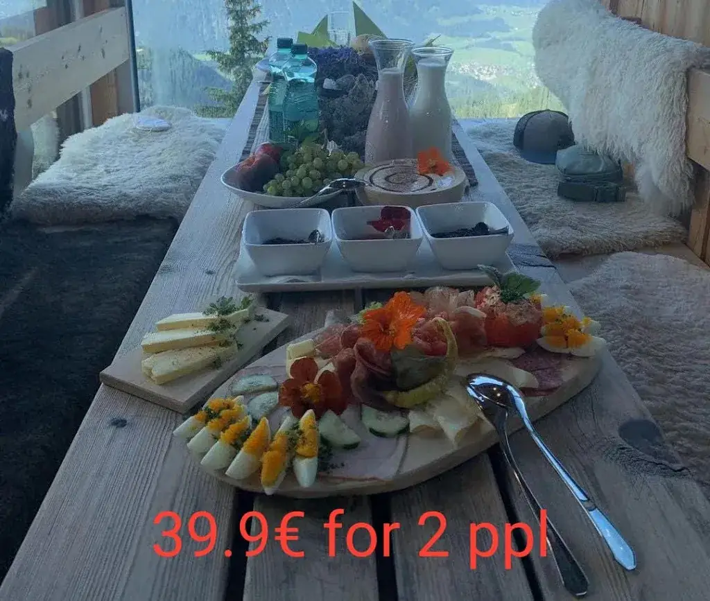 爱是有故事的旅行Jia_Bergrestaurant Sonnenalm_Grän_review