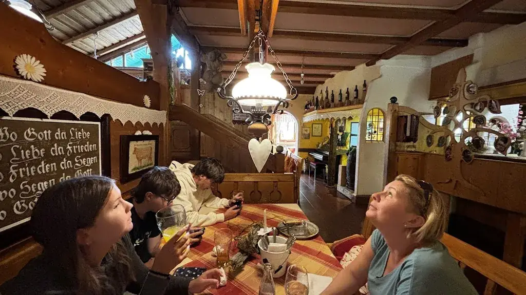 Restaurant Landhaus-Stüberl_Bad Kleinkirchheim_slider_image_3