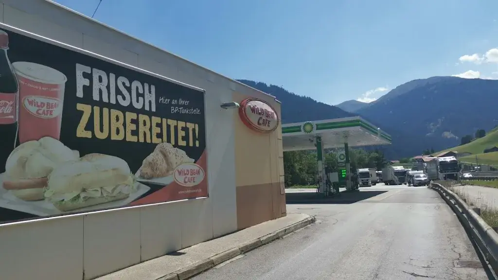 Patrick Zahn #DJ_Lerry_Wild Bean Café_Gries am Brenner_recensione