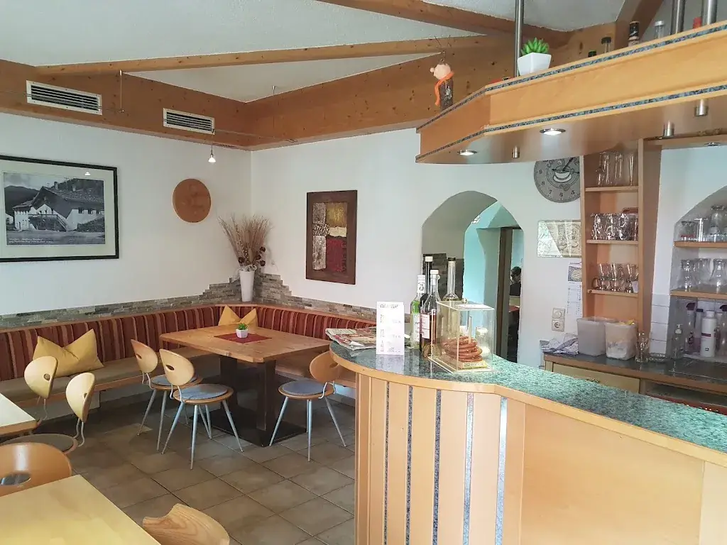 Gasthaus Vinaders restaurant in Gries am Brenner