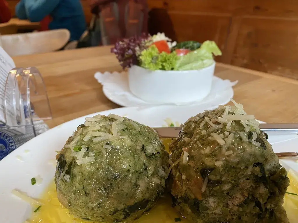 Resham M_Kemater Alm_Grinzens_avis