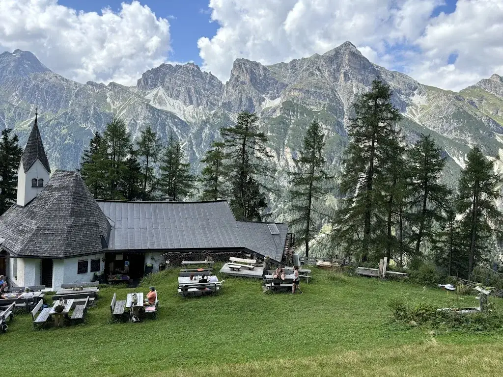 Jausenstation St. Magdalena_Gschnitz_slider_image_2