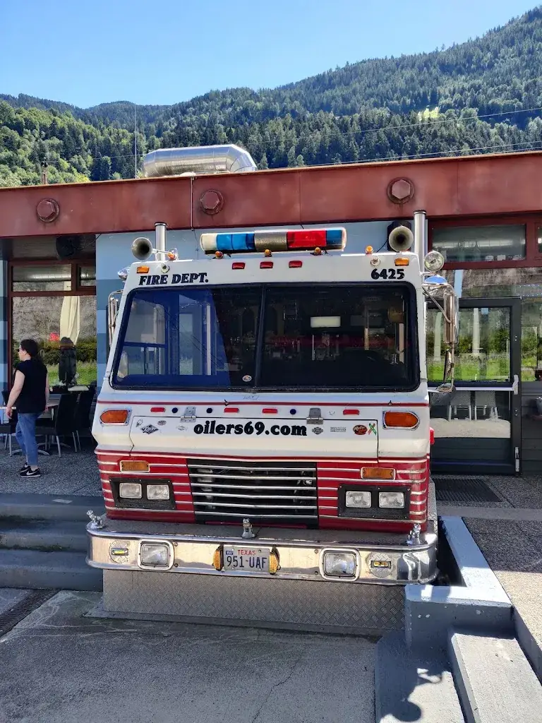 Alexander Sloutsky_Oilers69 - American Diner in Haiming in Tirol_Haiming_review