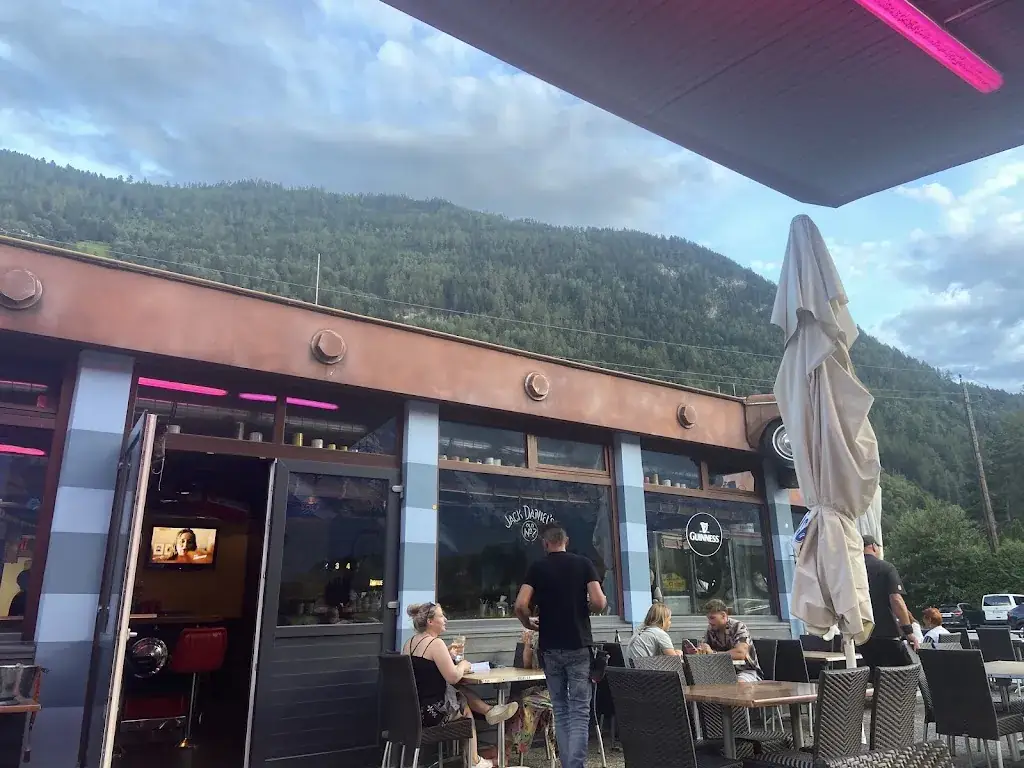 Yael Quitt_Oilers69 - American Diner in Haiming in Tirol_Haiming_review