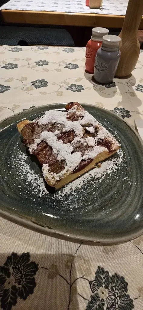 Grega Erzen_Restaurant DORFWIRT - Gästehaus_Bad Kleinkirchheim_avis