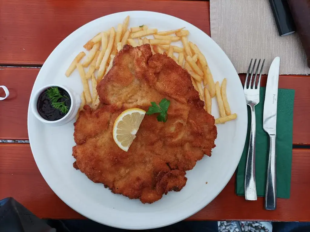 Heike Kurzlechner_Kellerwirt Gastro GbR_Haiming_avis