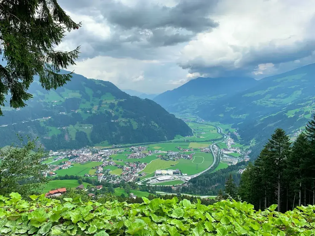 Ahmad Alenezi_Berghotel Gerlosstein_Hainzenberg_avis