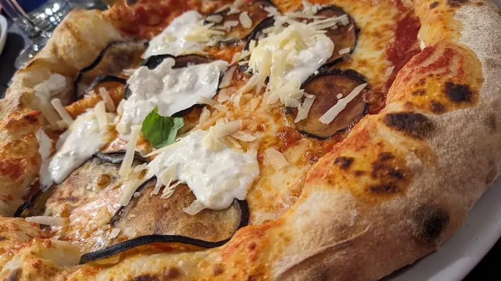 Casale Ristorante & Pizzeria_Heinfels_slider_image_3