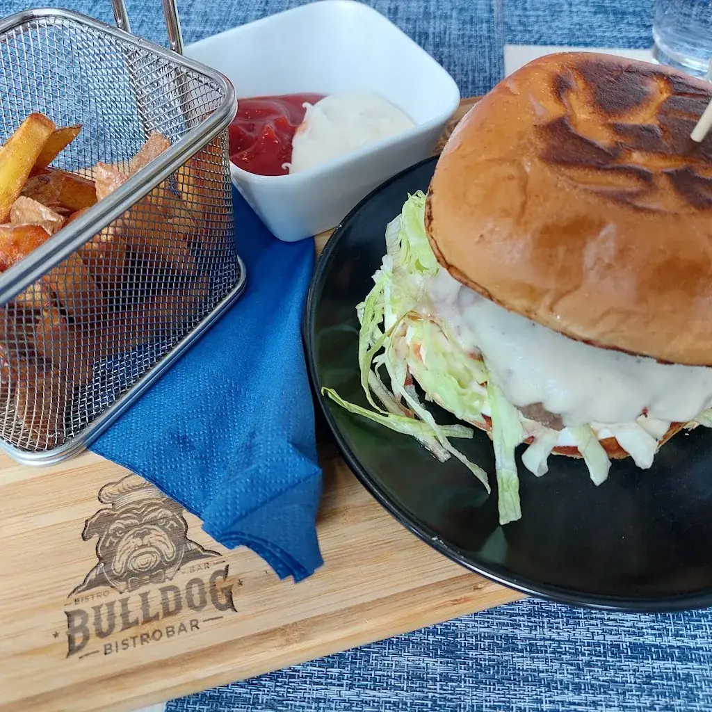 Menu_Bulldog Bistro Bar_Heinfels_image_1