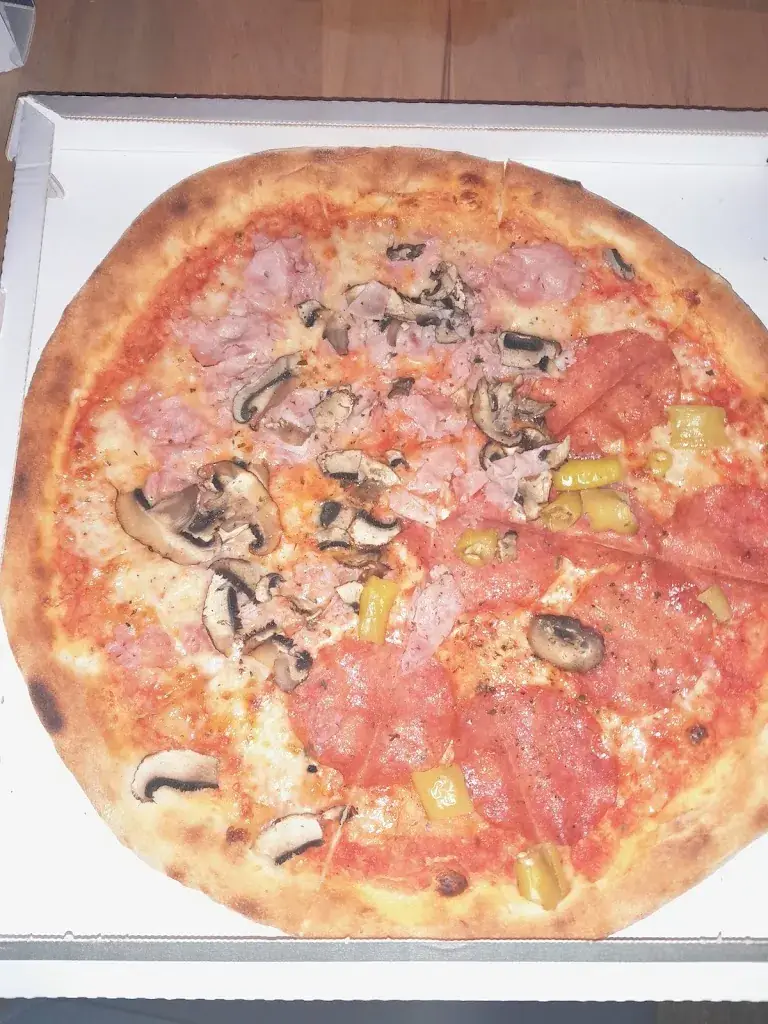 Menu_Aroma Pizzeria Restaurant_Heinfels_image_4