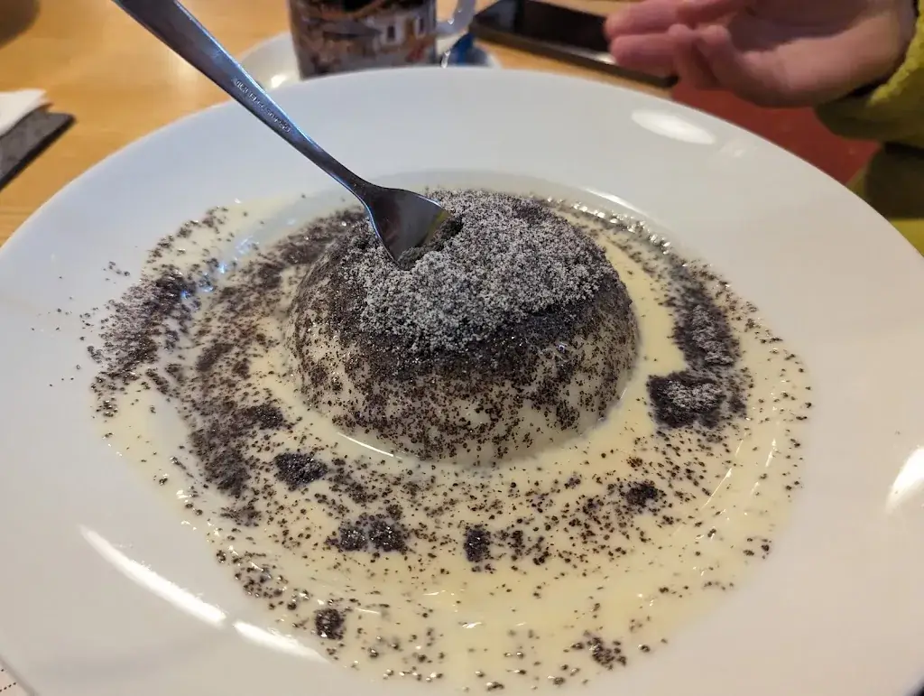 Julien van der waal_Schiestl's Sunnalm_Hippach_avis