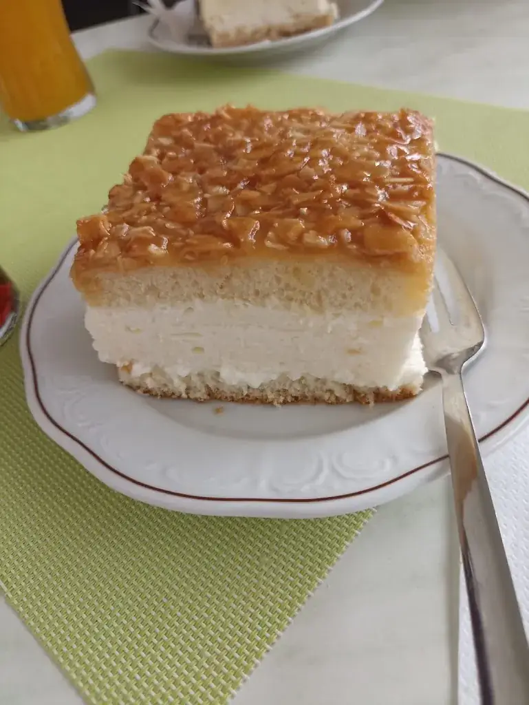 Menu_Cafe Konditorei Kröll_Hippach_image_3